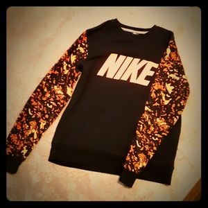 Nike vtg orange camo sweater